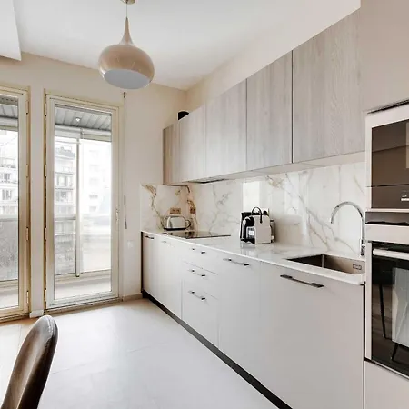 Modern Elegance A Stone's Throw From The Arc De Triomphe דירה